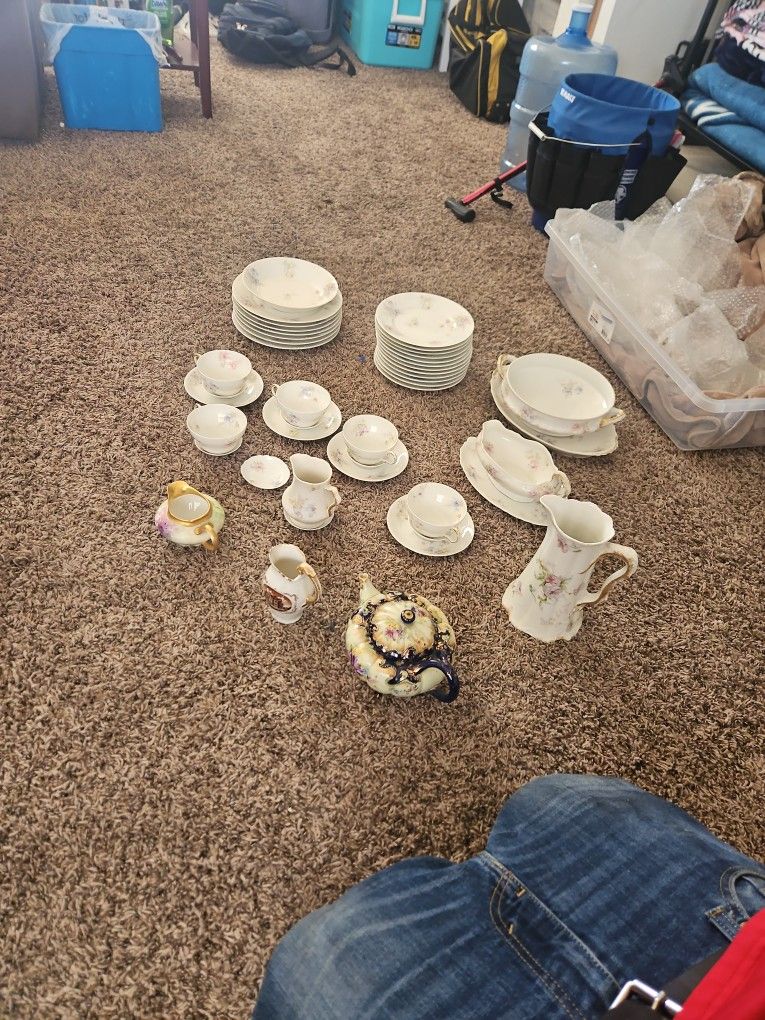 Antique "Theodore Haviland" from limoges france fine china set