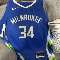 Milwaukee Bucks Giannis Jersey