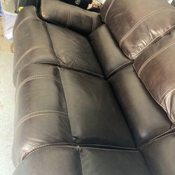 Leather Couch Super Confrontable 