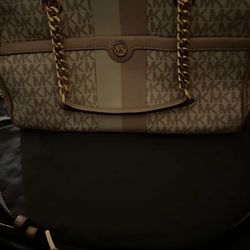 Michael Kors signature tote