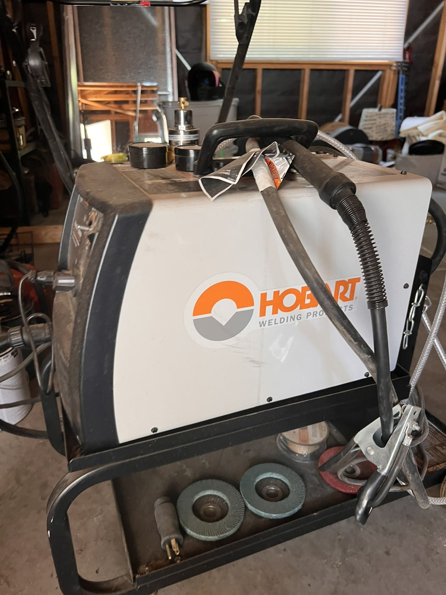 Hobart 210 MIG Welder for Sale in Escalon, CA OfferUp