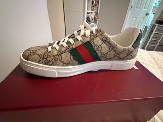 Gucci Ace GG Supreme Low-Top Sneaker