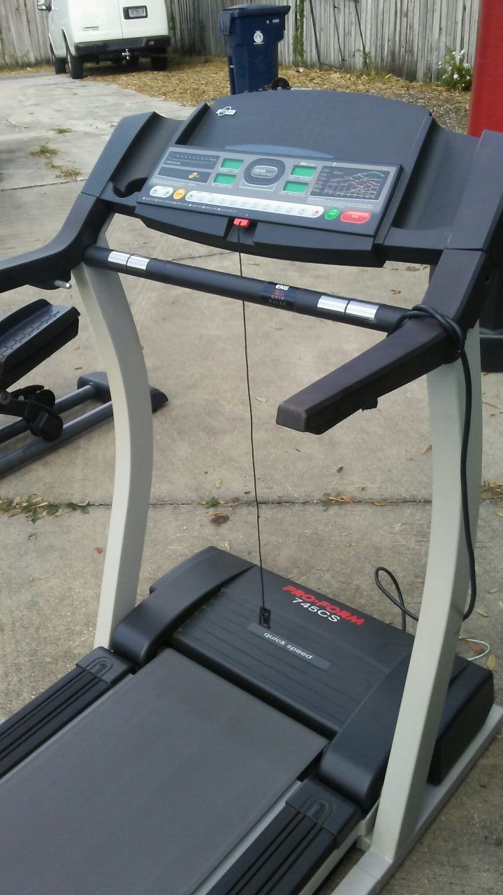Proform 745cs treadmill. Quick speed