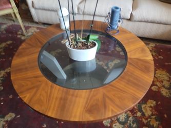 Round table