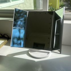 Vanity Makeup Mirror 