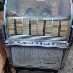 1951 Wurlitzer Juke Box, LMK IF YOU NEED PARTS