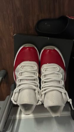 Cherry 11s size 9.5