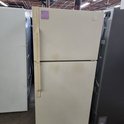Maytag Off White 18cf Top Freezer Fridge Free Local Delivery 