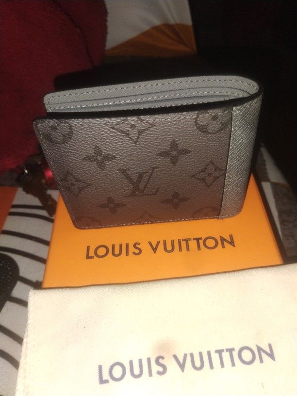 Brand New Authentic Louis Vuitton Wallet
