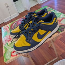 Nike Dunk Low 'Michigan