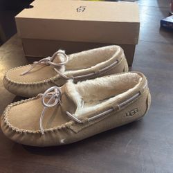 Ugg Size 6