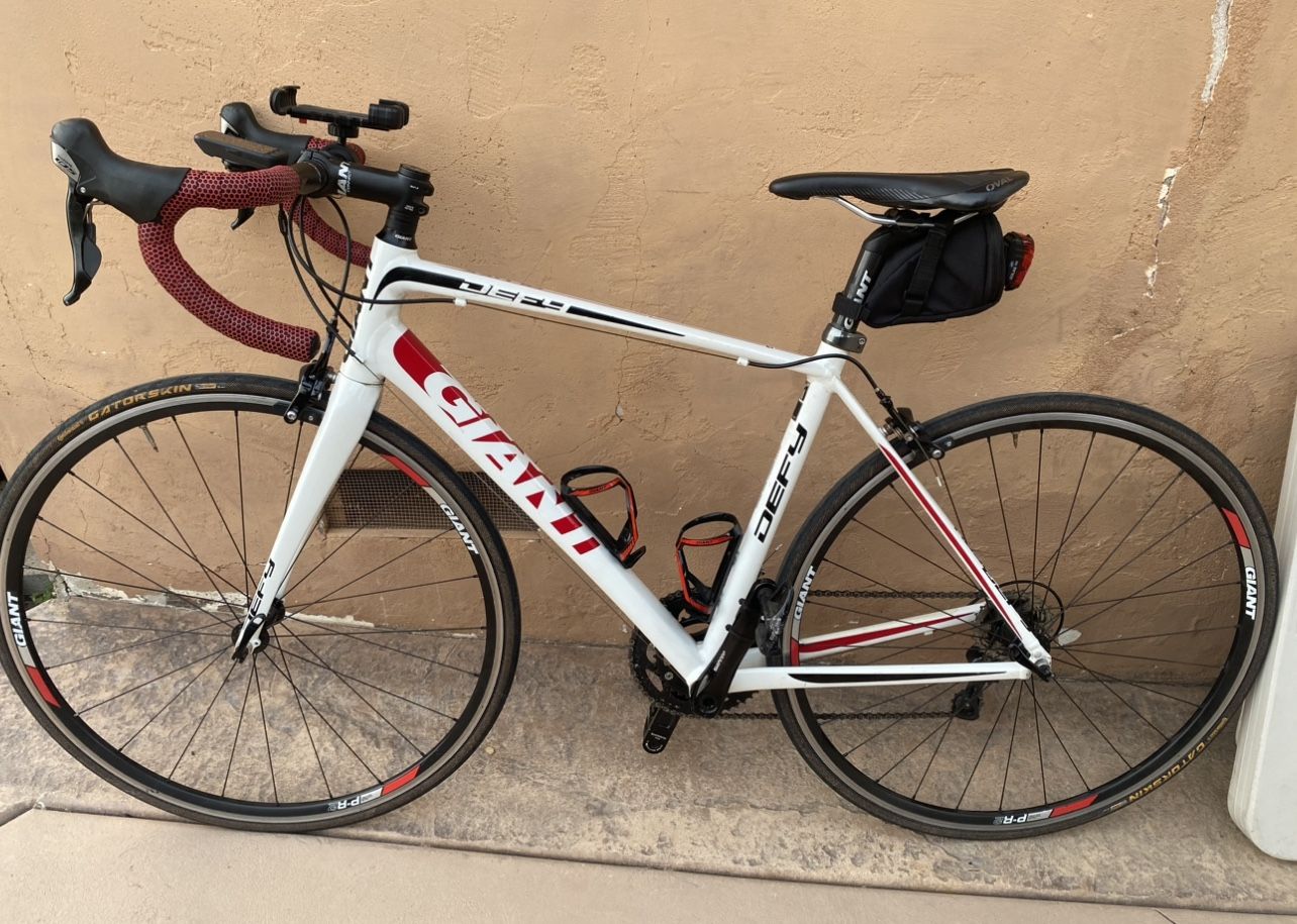 GIANT DEFY ROAD BIKE π΄ββοΈ