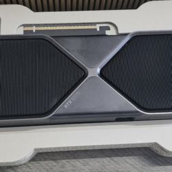 12gb Nvidia 5070 FE