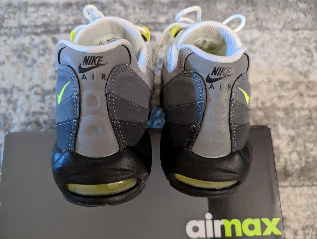 Nike Air Max 95 Kim Jones Men s Size 12 for Sale in San Jose, CA - OfferUp