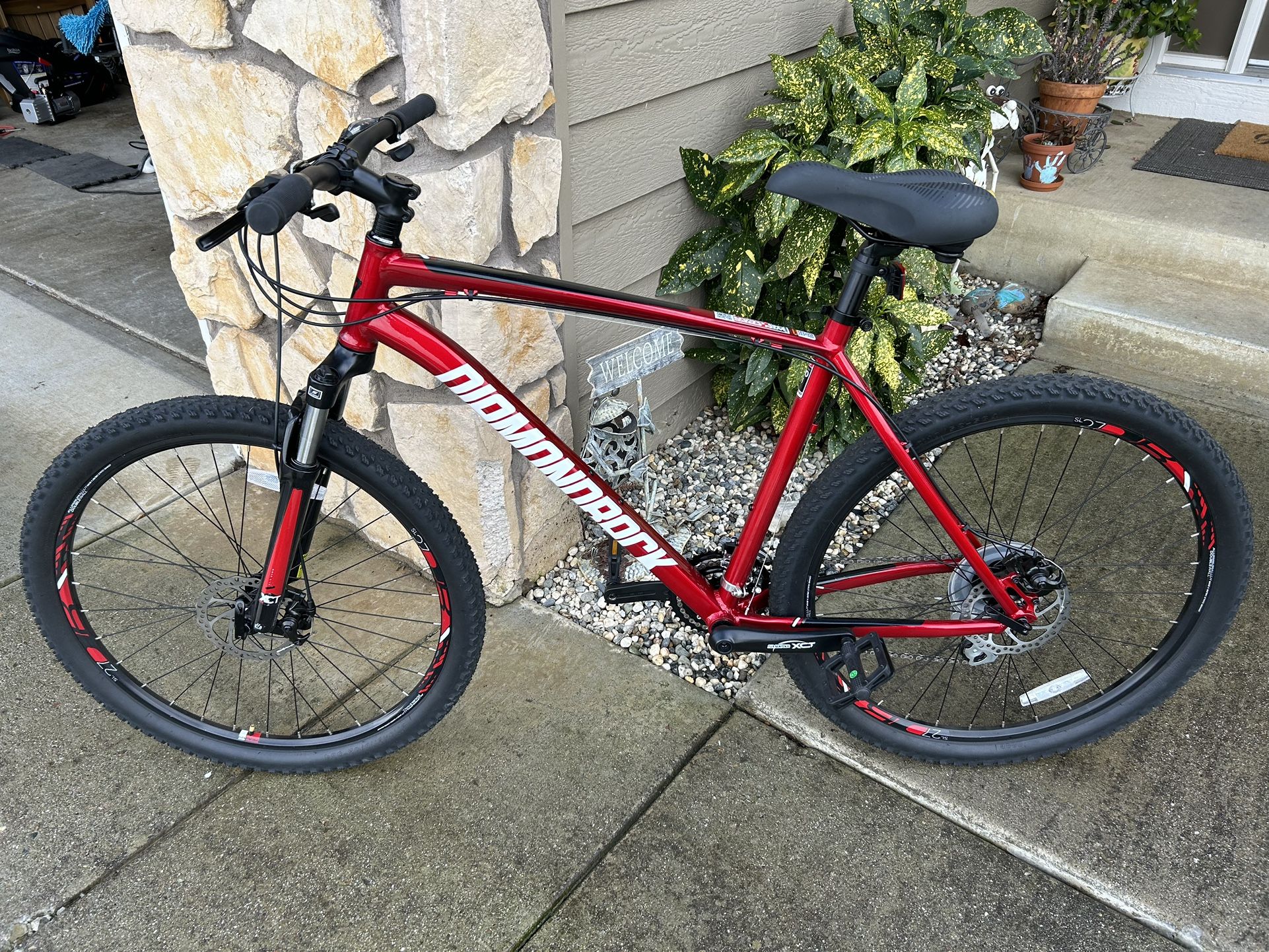 Men’s (OverDrive 27.5) and Ladies (Lux 27.5) Diamondback Bikes for Sale