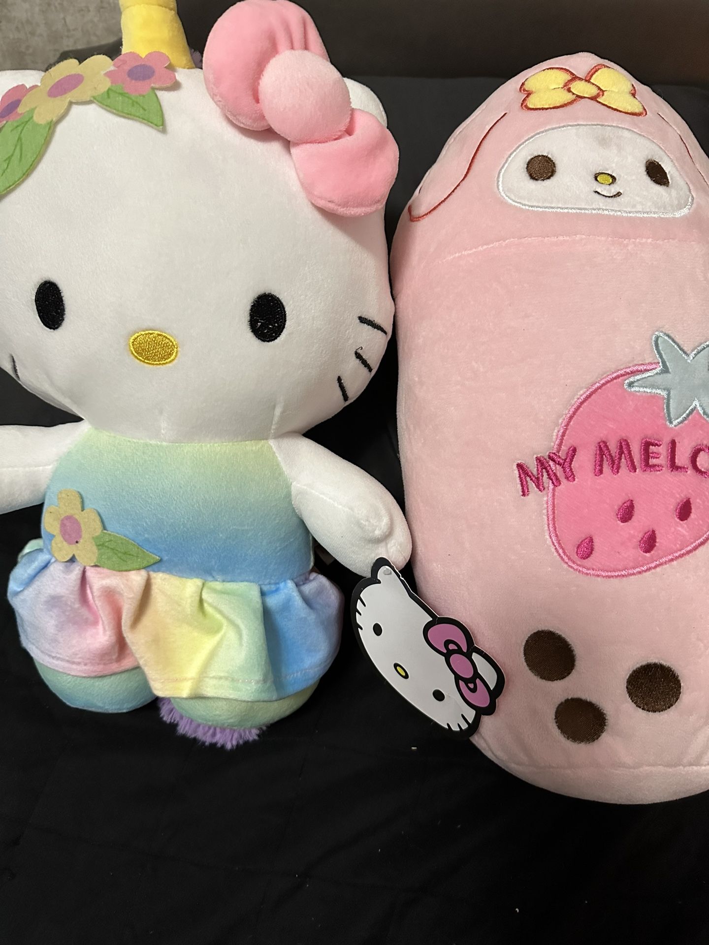 Hello kitty and my melody plushes
