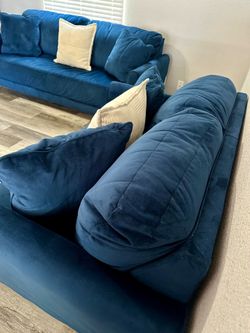 Can Deliver - Velvet Sofa and Loveseat