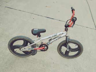 18 in Kids bicycle in good working condition with Mag wheels