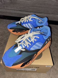 Yeezy Boost 700  