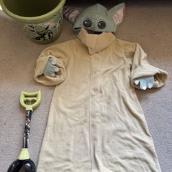 Grogu Halloween Costume