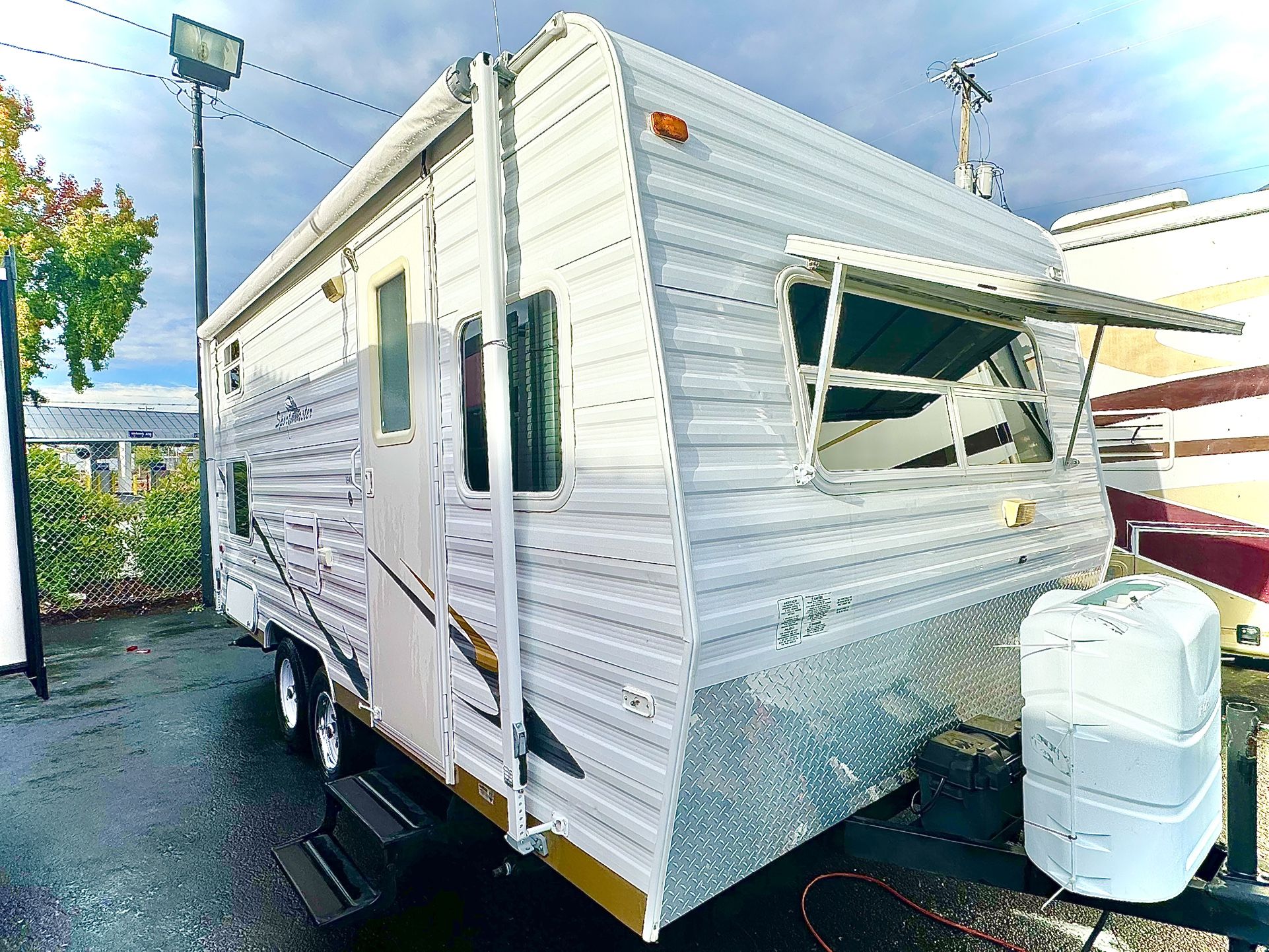 2005 Kz Sportsmen for Sale in Portland, OR OfferUp