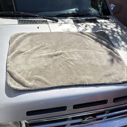 Microfabric drying towel