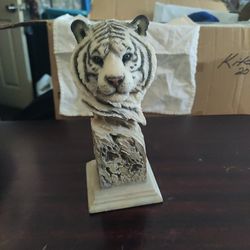 Mills Creek Studios 9 " White Tiger Statue/ Sculpture 
