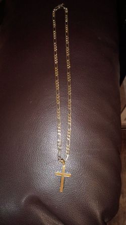 14k Figaro chain with cross