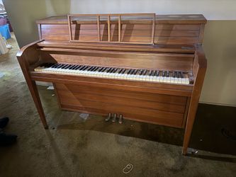 Fischer piano