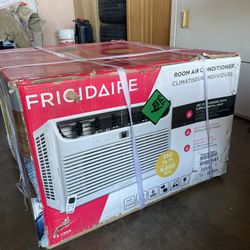 Frigidaire Room Air Conditioner/Heating Wall Unit