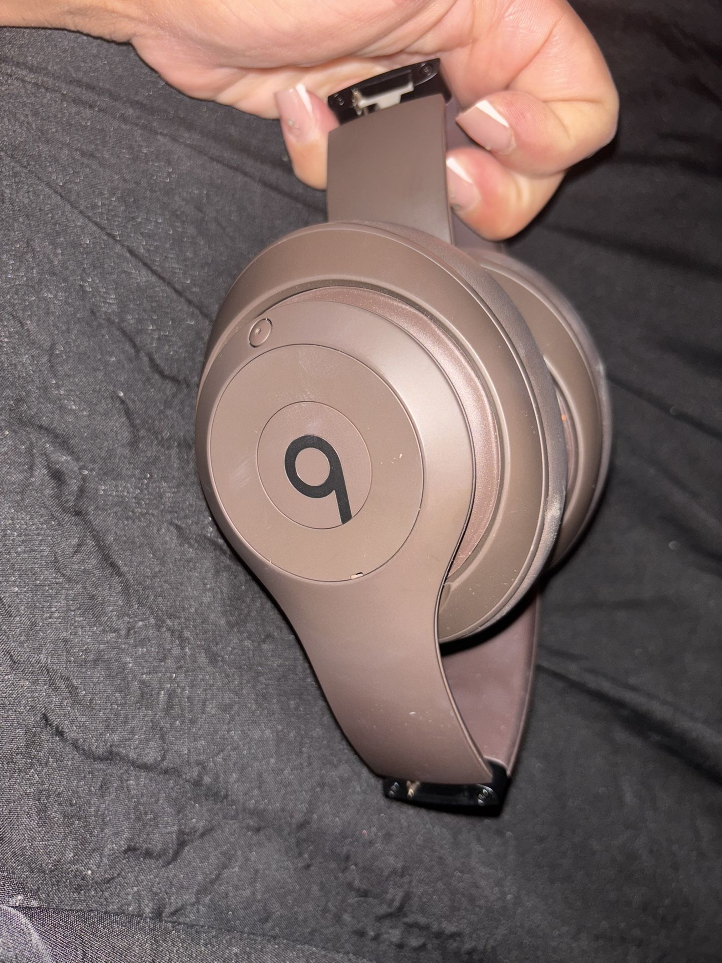 Beats Studio Pro
