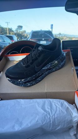 Nike Vomero premium