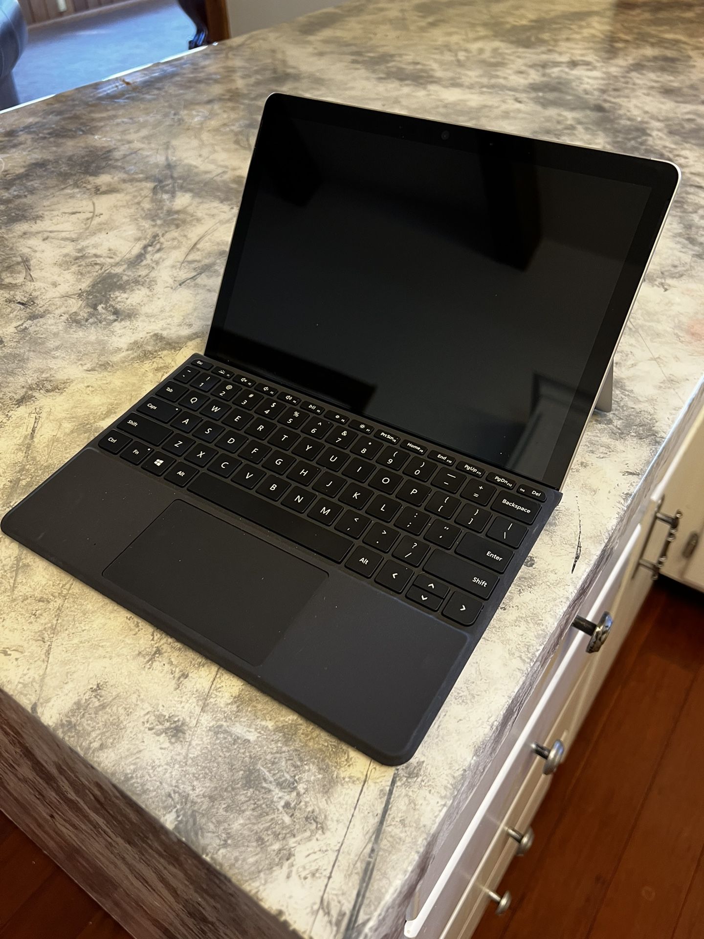 Microsoft Surface Go 2 With Type Cover