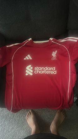 XL Liverpool Jersey