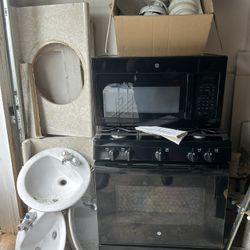 GE, Frigidaire Black Appliances 