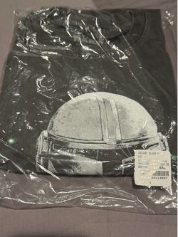 STAR WARS THE MANDALORIAN HEAVYWEIGHT T-SHIRT