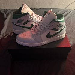 Air Jordan 1 Mid SE White/Pine Green - Size 10 Men’s