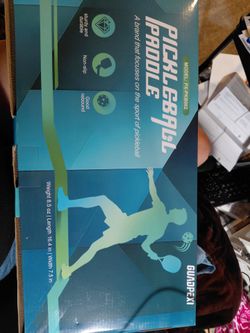 Pickle ball paddle set new comp lete
