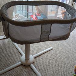 Halo Bassinest Swivel