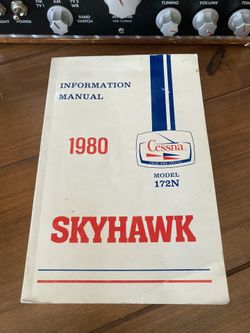 Cessna Skyhawk Information Manual