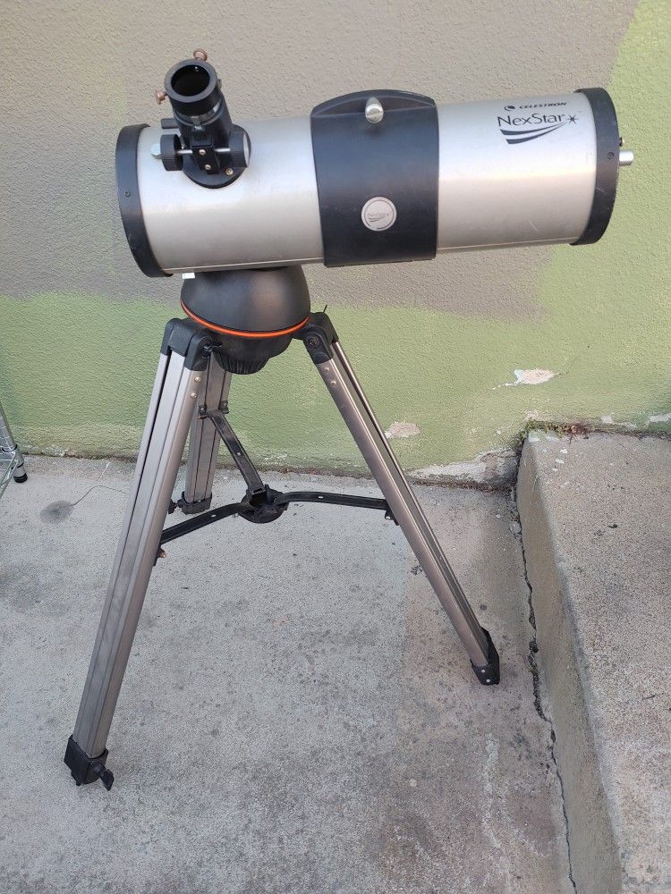 Celestron NexStar (31142) D=114MM & F=1000MM Coated Optics Telescope