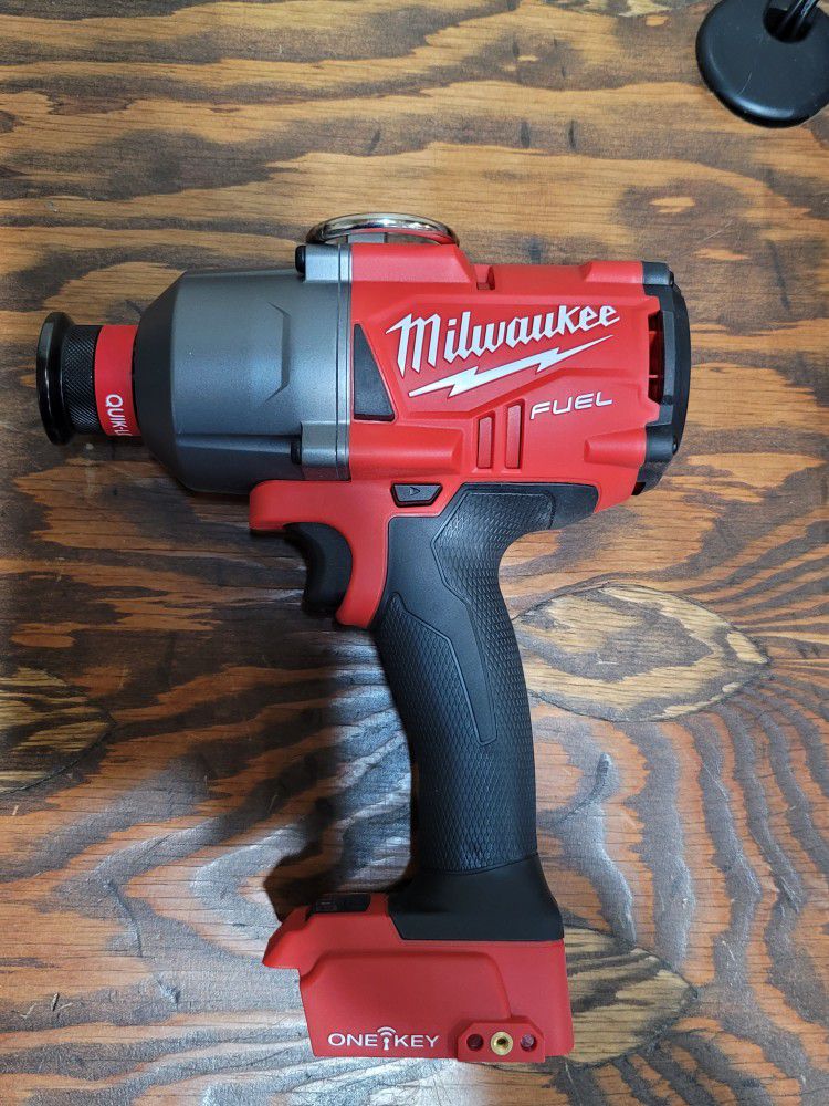 Milwaukee 2865-20 M18 FUEL 7/16 in. Hex Utility High-Torque Impact Wrench  with ONE-KEY for Sale in Fontana, CA OfferUp
