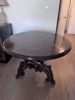 41′′ Solid Walnut Round Table