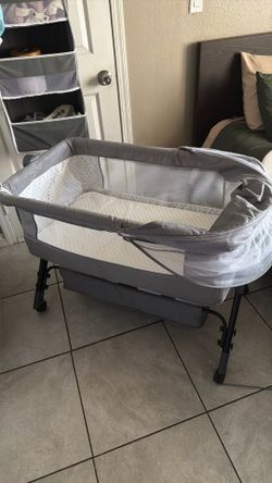 3 in 1 Baby Bassinet Bedside Sleeper