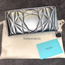 Tiffany & Co. Metallic Silver Quilted Wallet