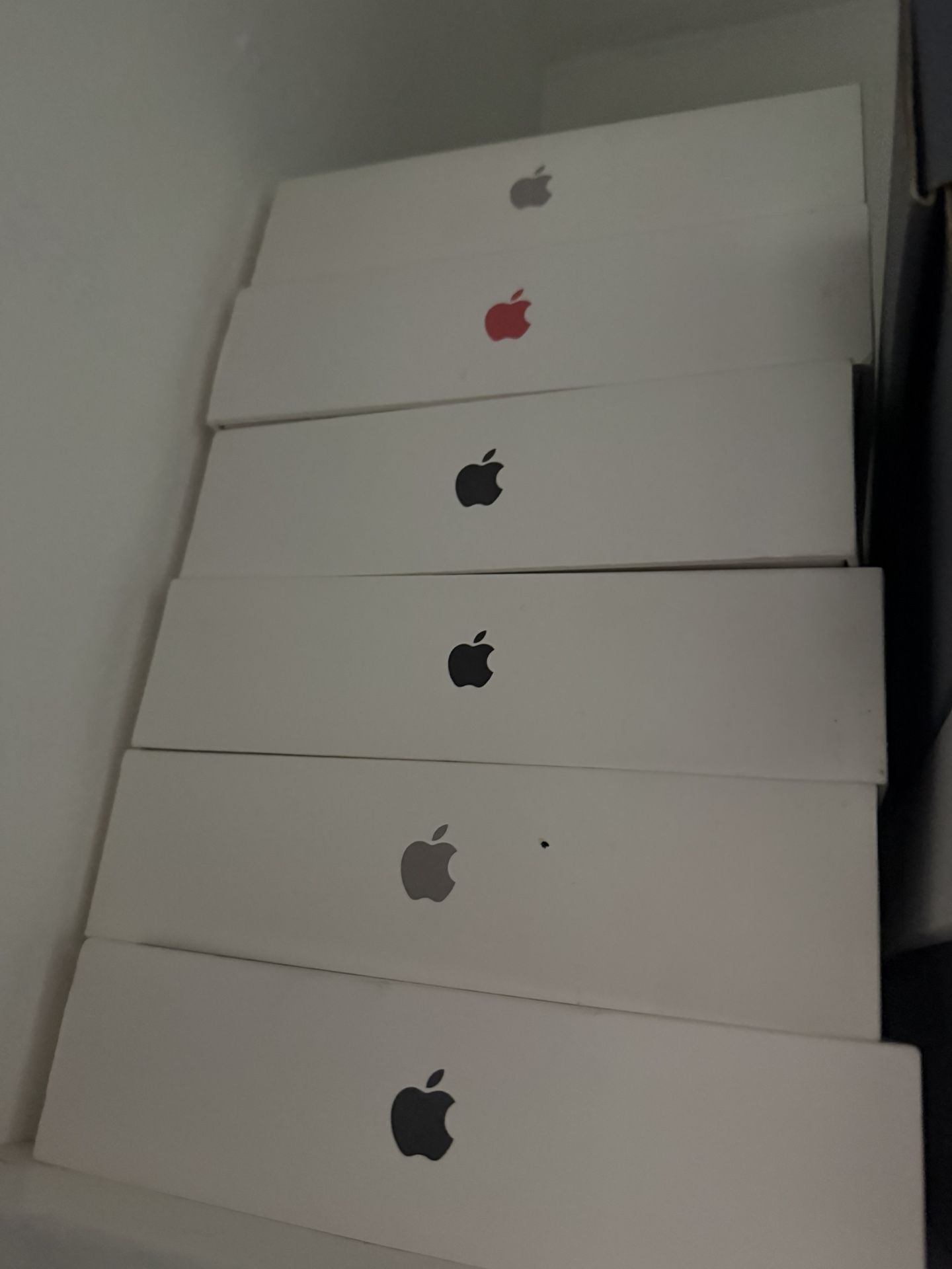 IPHONE AND IPAD BOXES