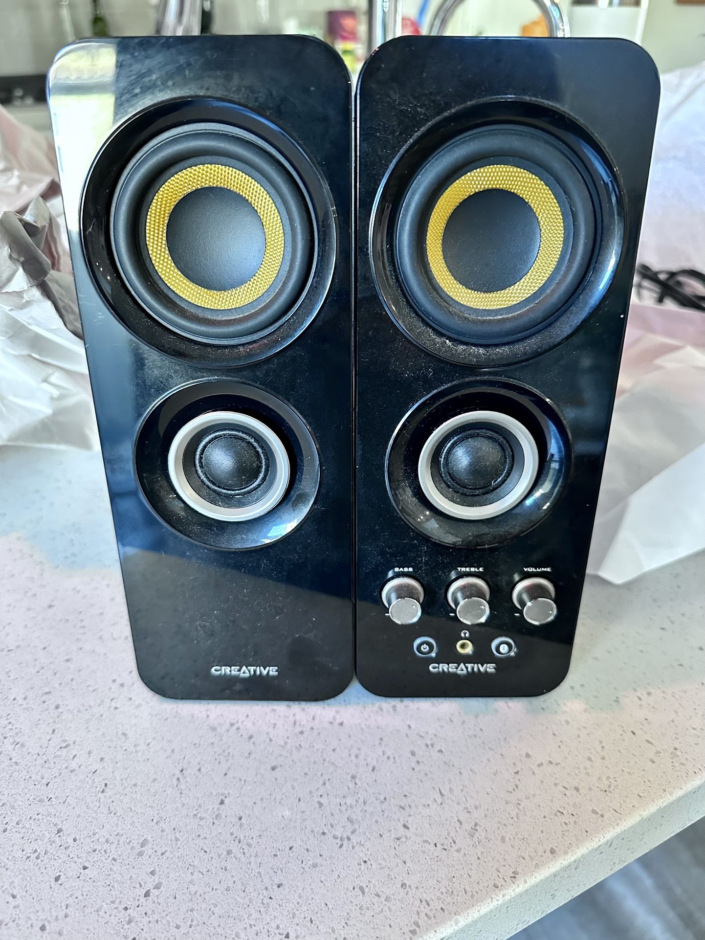 Creative T30 Wireless TV Speakers