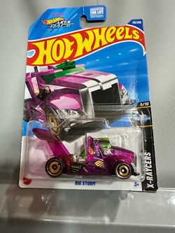 Hot Wheels Rig Storm X-Raycers Die-Cast Car