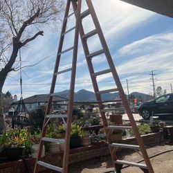 10 Foot Warner Fiberglass Ladder