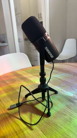 Shure MV7 USB Mic